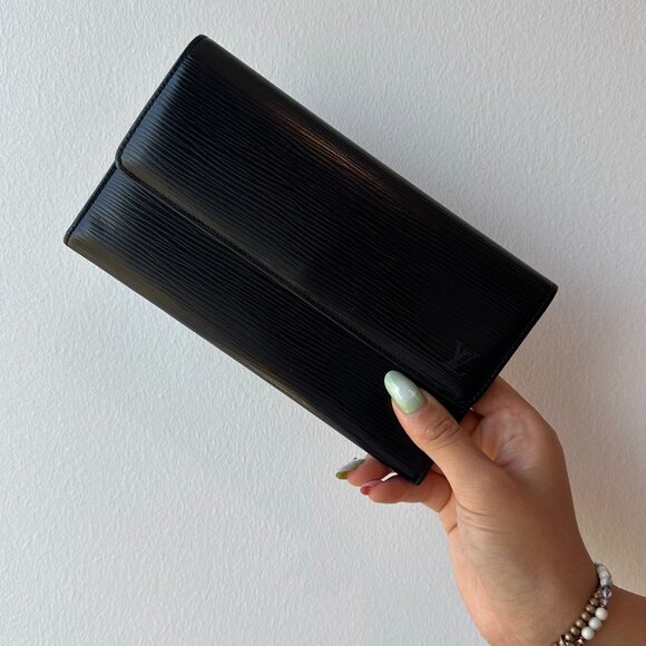 Handbags - Louis Vuitton Epi Black Wallet